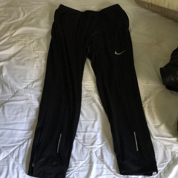 Nike men’s joggers - Picture 1 of 9